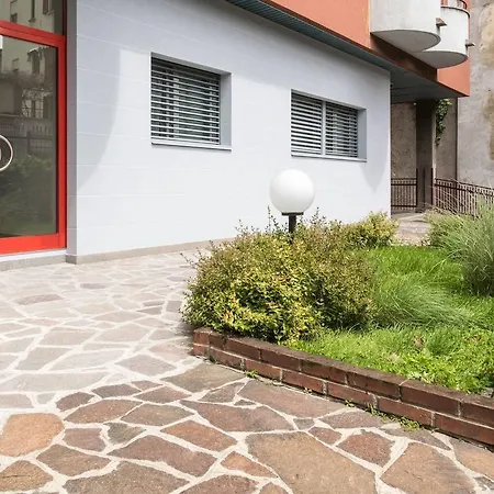 Altido Porta Romana Studio * Milan